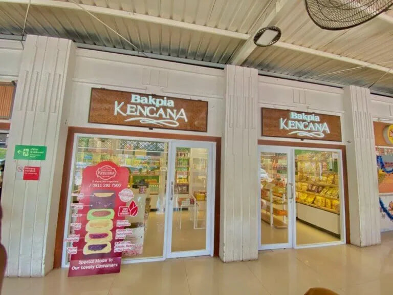Outlet Baru bagi kalian pecinta Bakpia Kencana